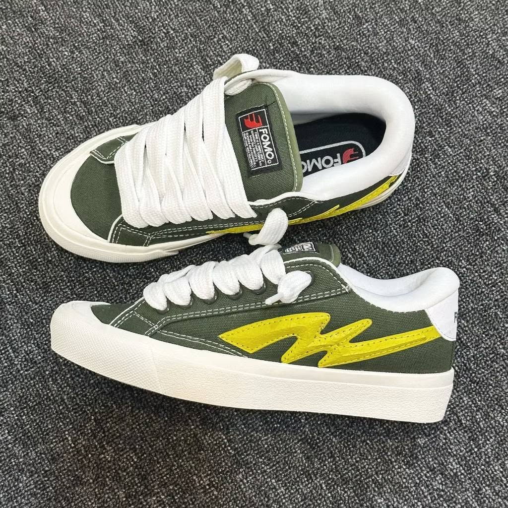 FOMO Sneaker Casual – Sepatu Kekinian Harga Grosir, Nyaman & Stylish!