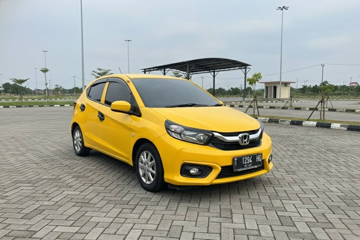 Honda Brio 2022 CVT Matic – Kondisi Mulus, Pajak Hidup, Kredit & Cash!