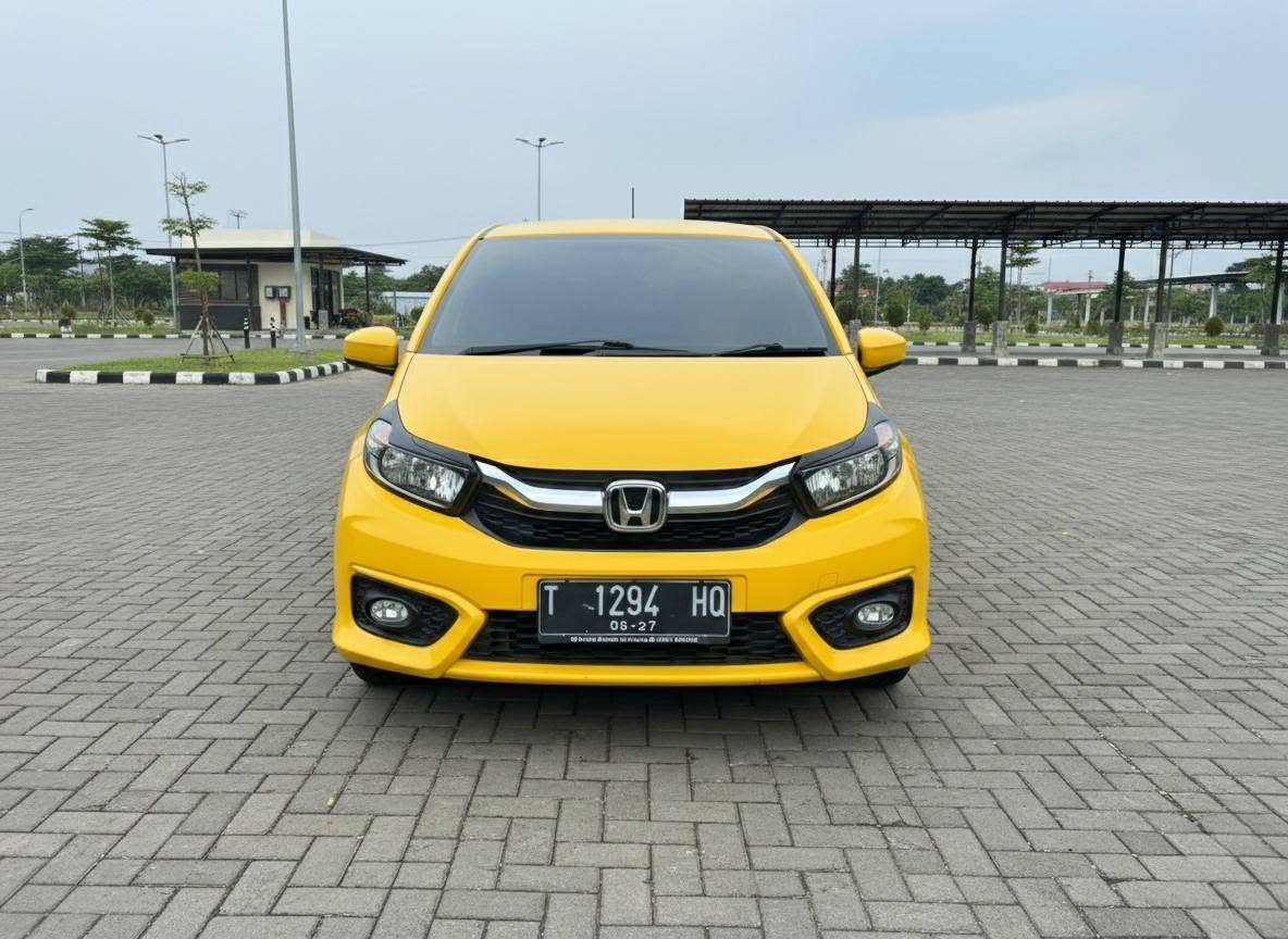 Honda Brio 2022 CVT Matic – Kondisi Mulus, Pajak Hidup, Kredit & Cash!