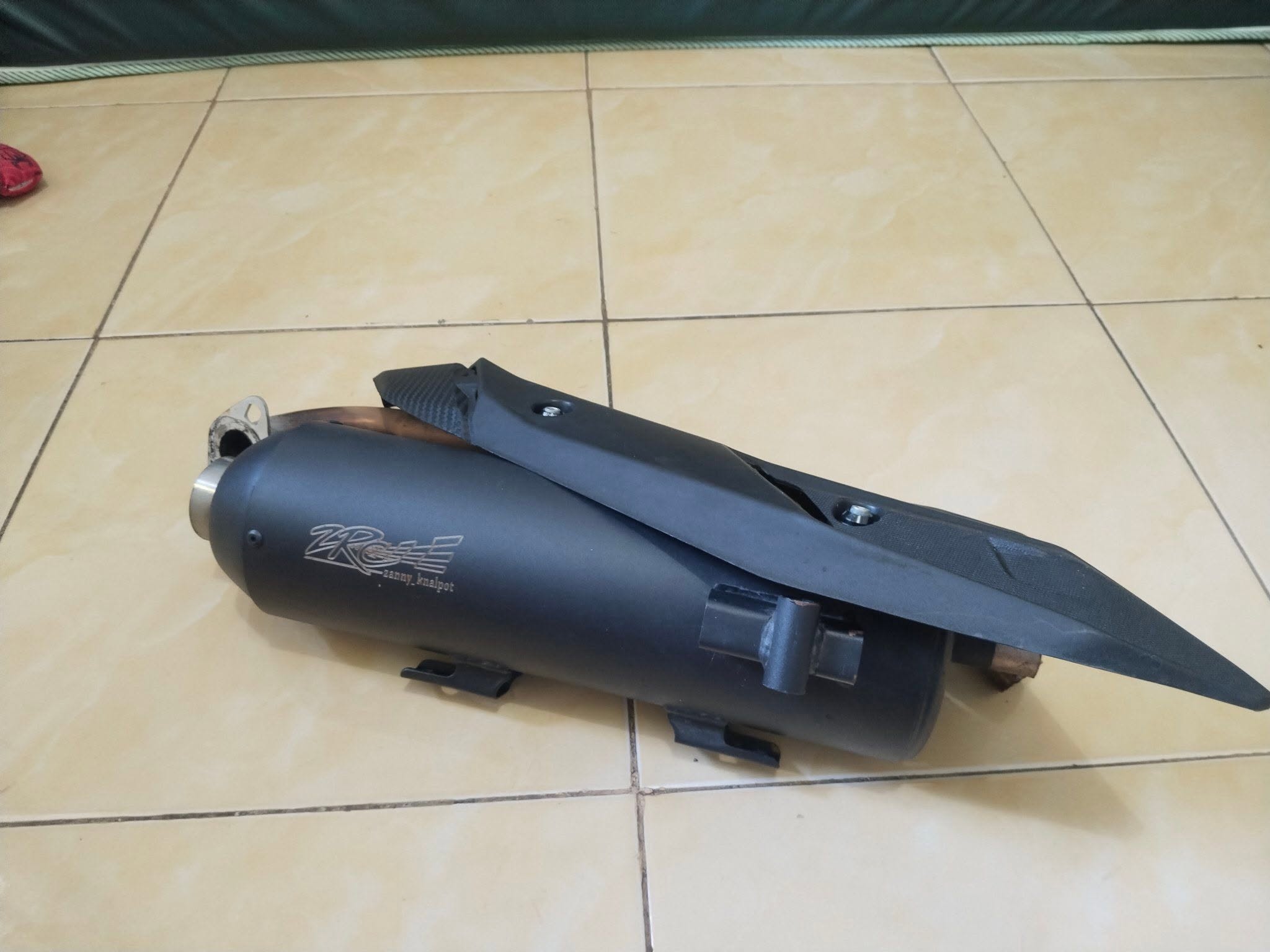 DIJUAL Knalpot ZRC Sarfull NMAX / AEROX NEW – Mulus, Suara Adem Ngebas! 🔥