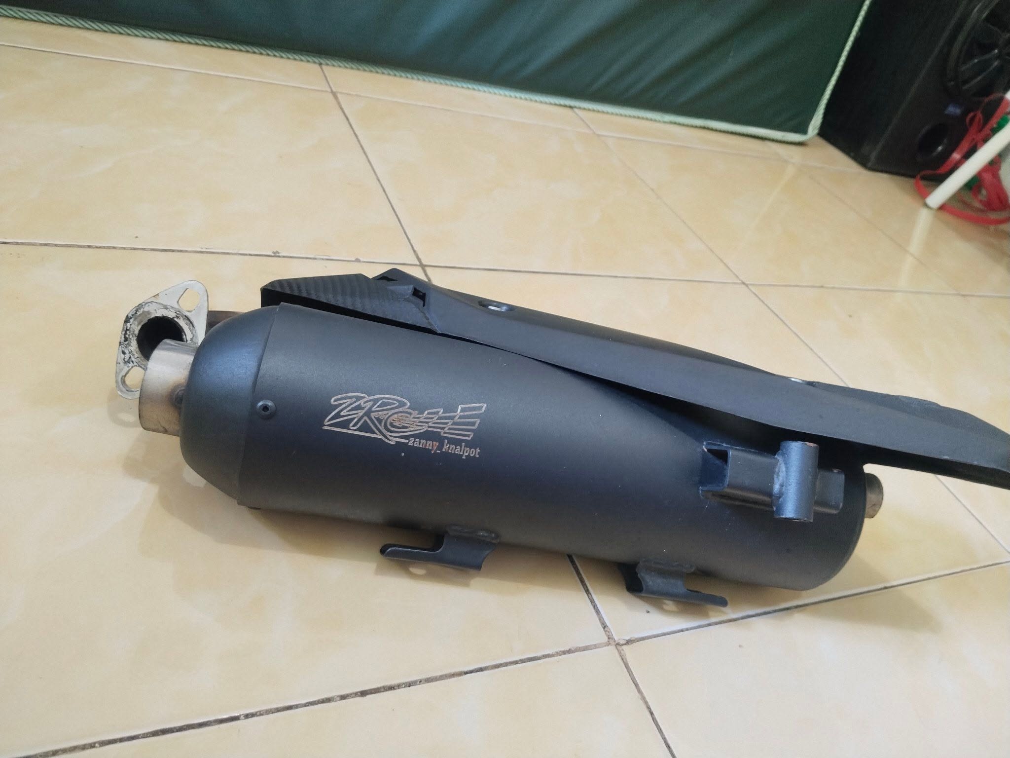 DIJUAL Knalpot ZRC Sarfull NMAX / AEROX NEW – Mulus, Suara Adem Ngebas! 🔥