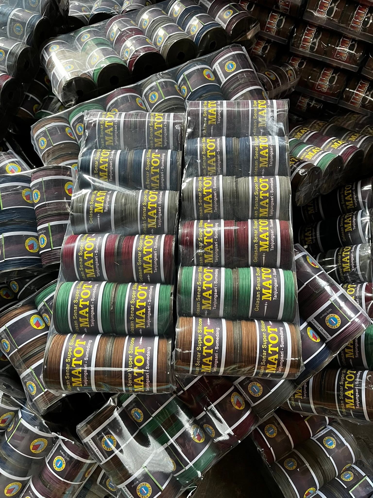 READY GELASAN ADUAN LAYANGAN – ECER & GROSIR SIAP! 🔥