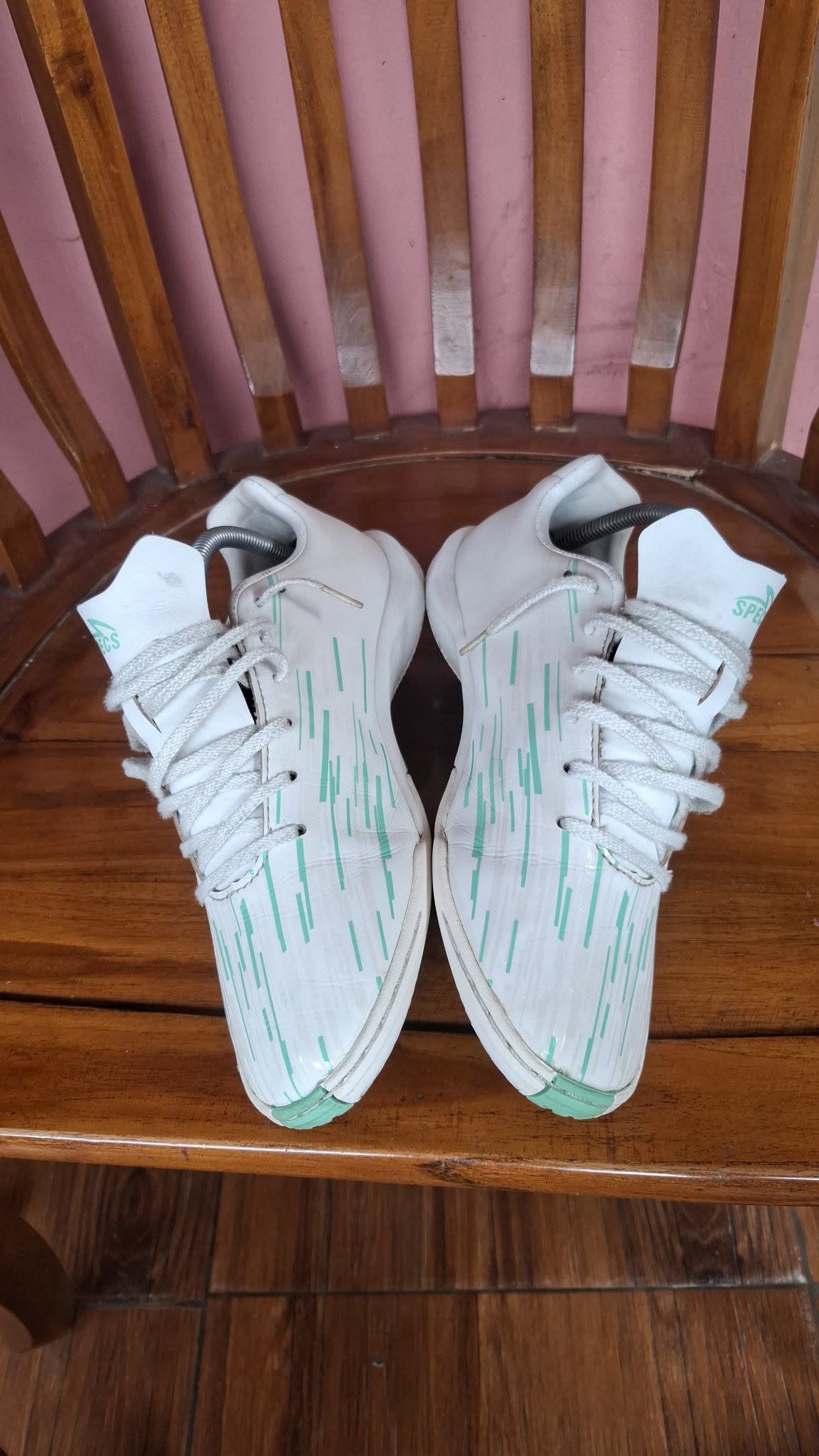 SPECS Lightspeed Reborn Green Bug Size 41 – Kondisi Mulus, Jarang Dipakai🔥