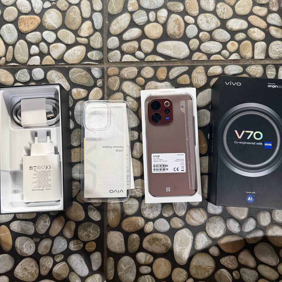 Jual / Tukar Tambah Vivo V70 5G 12/256GB Fullset – Garansi Resmi