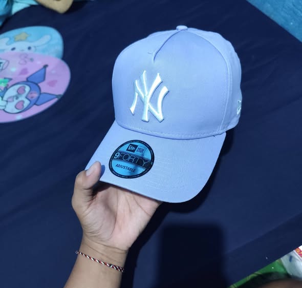 Jual Beli Topi & Pakaian Berkualitas – Bahan Premium, Awet, Nyaman