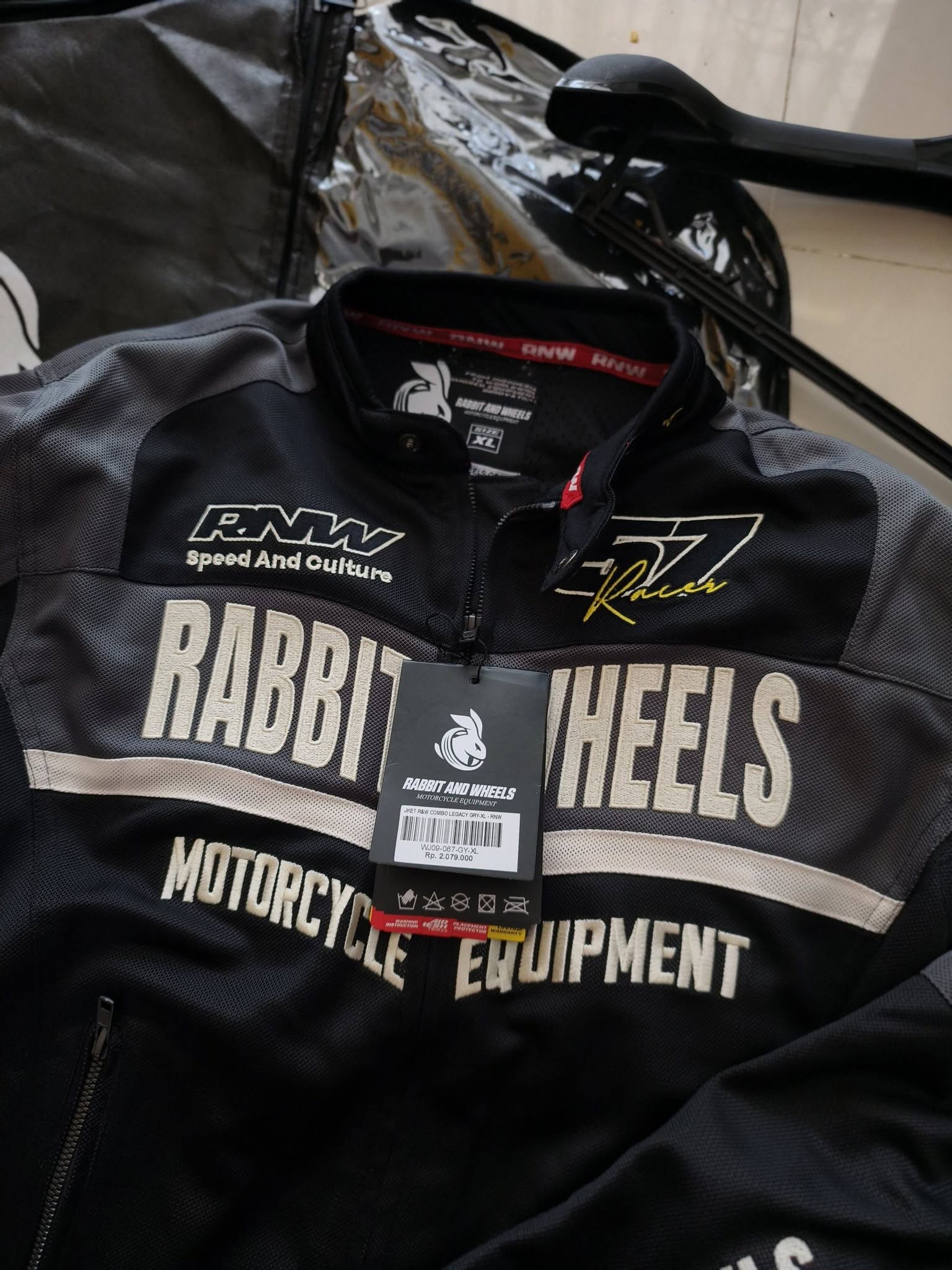 RNW Combo Legacy Grey Size XL BARU – Lengkap, Belum Pernah Dipakai🔥