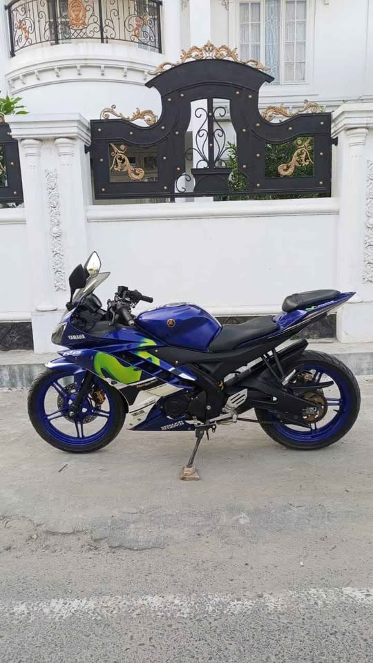DIJUAL Yamaha R15 Tahun 2015 – Kondisi Terawat & Siap Gas! 🏍️
