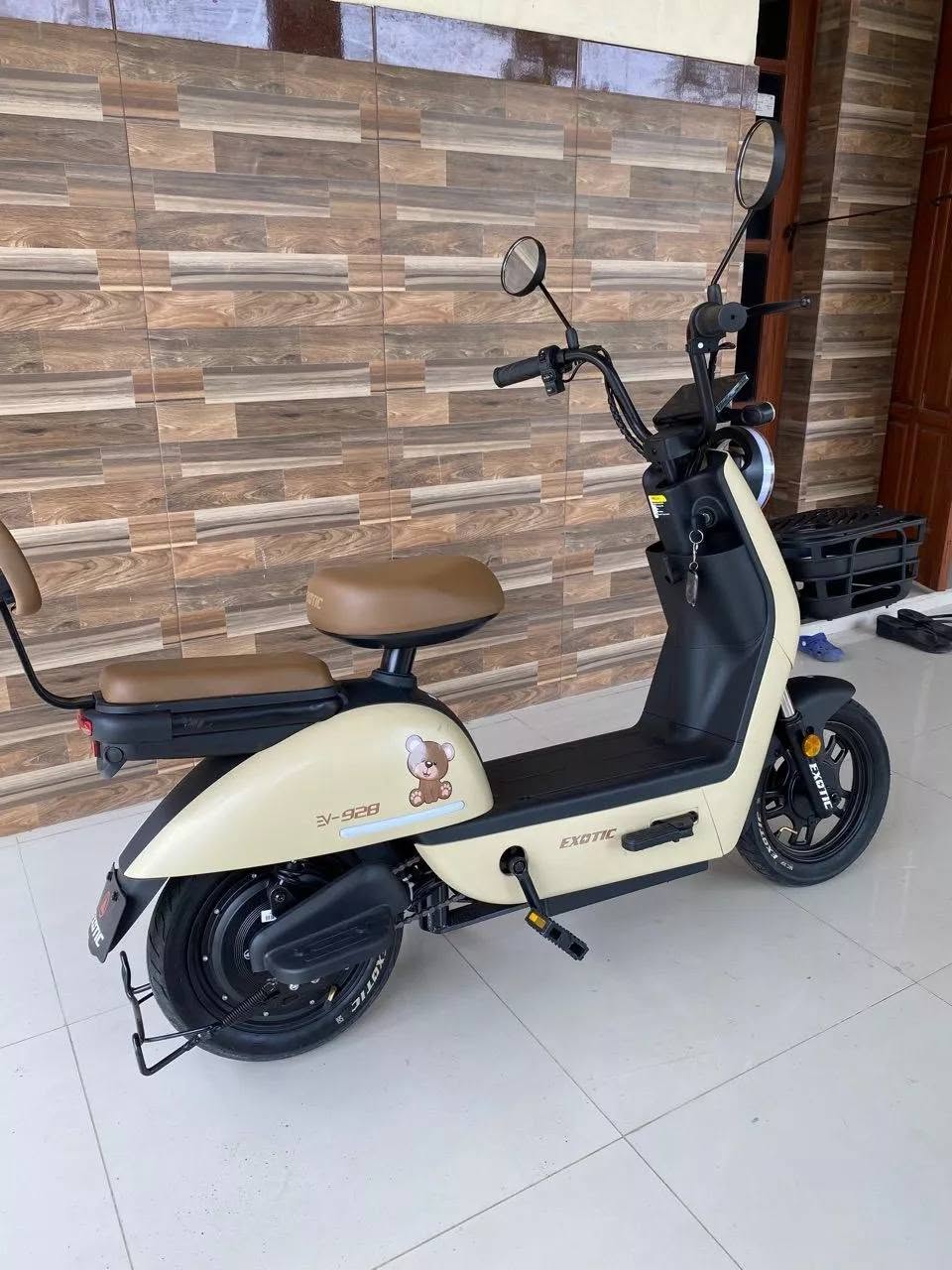 Sepeda Listrik Exotic Groza TX 300 Veloce 2 Mulus Like New – Garansi Resmi