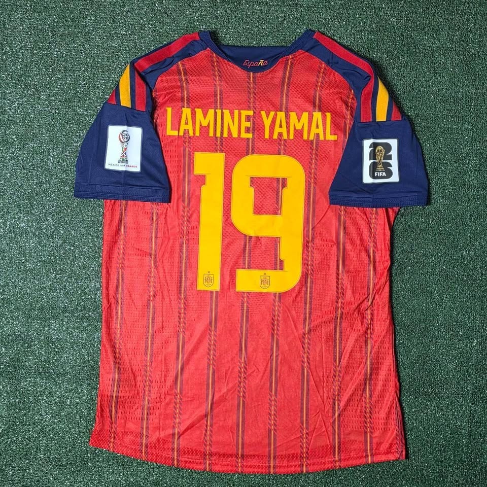 Jual Jersey Bola Premium – Bahan Adem, Ringan & Nyaman, Bisa Custom⚽