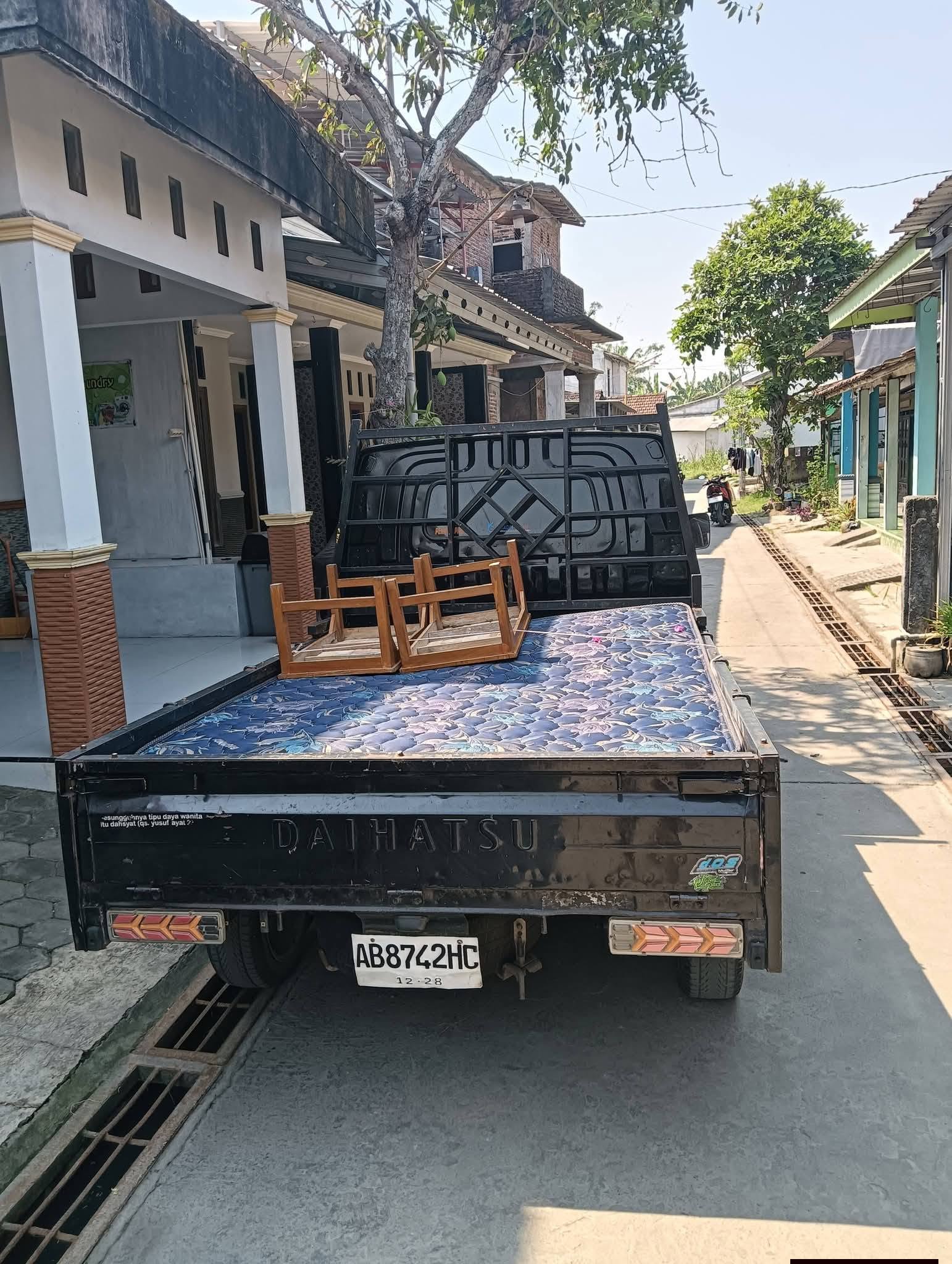 🚛 Butuh jasa angkut atau ekspedisi? Serahkan kepada D&J TRANS!