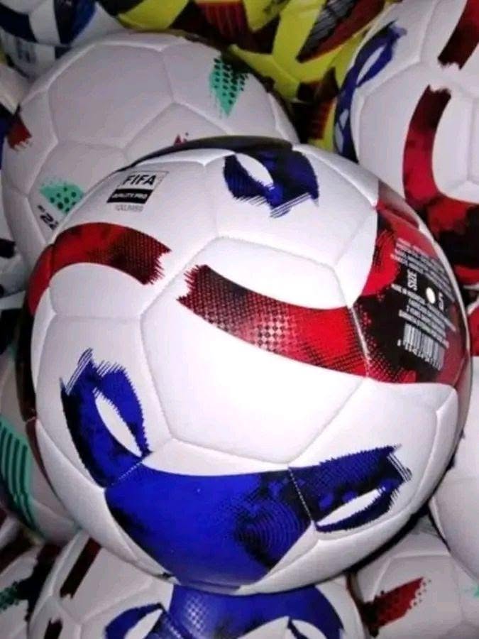 Jual Berbagai Macam Bola & Alat Olahraga Lengkap – Kualitas Terbaik!