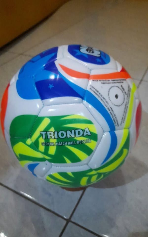 Jual Berbagai Macam Bola & Alat Olahraga Lengkap – Kualitas Terbaik!