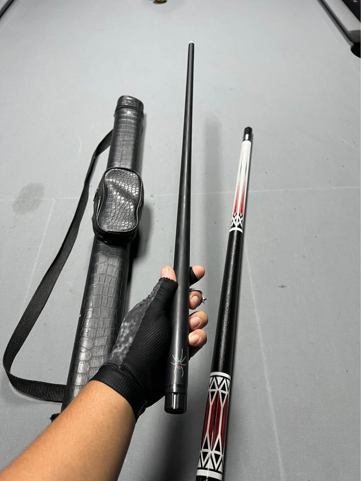 Jual Stik Biliar Play Black Widow Baru – Shaft Carbon, Bonus Tas🔥