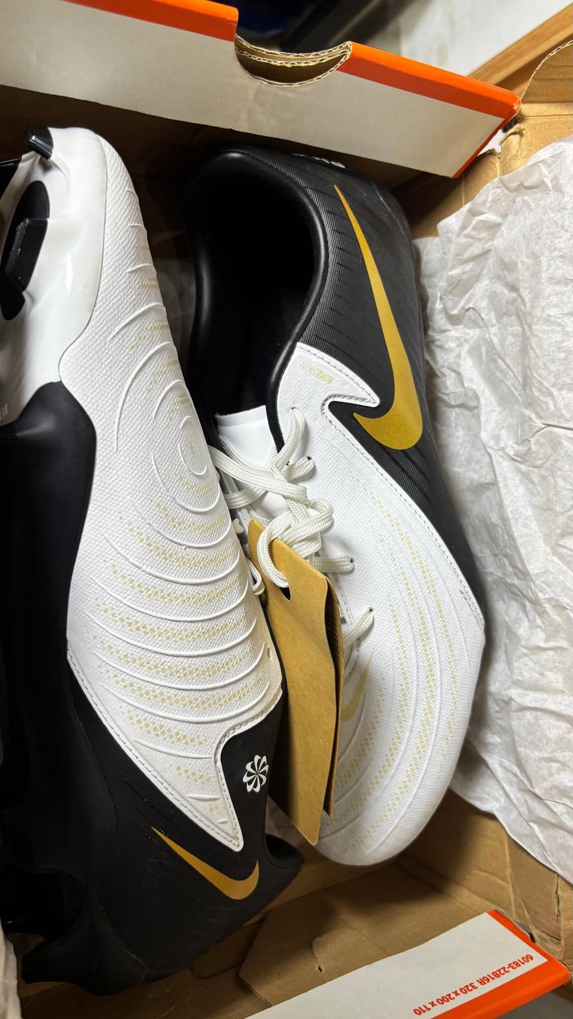 Jual Beli Sepatu Bola Bogor • Depok • Cilengsi • Bekasi 🔥