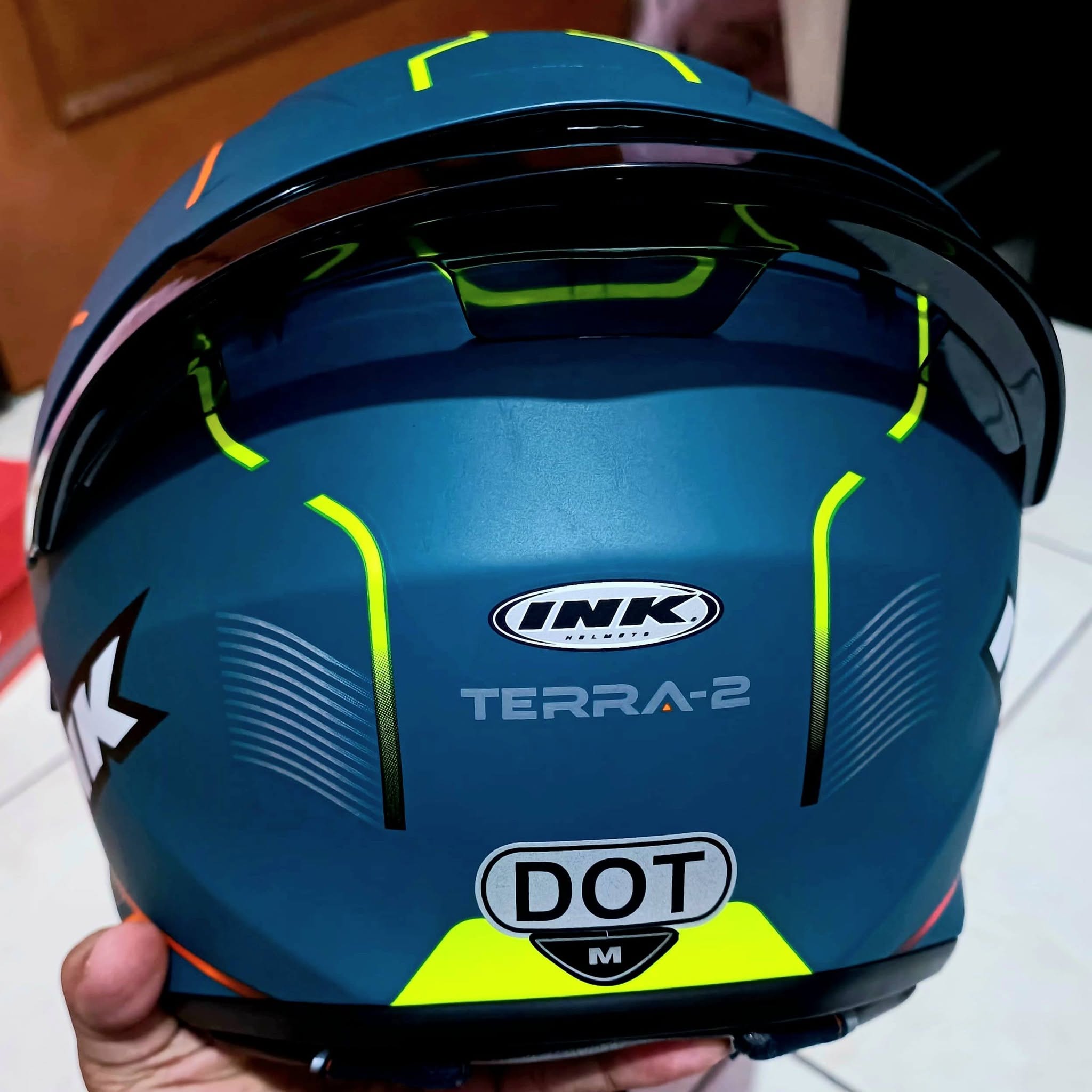 Jual Helm Size M – Kondisi Bagus, Dijual Karena Kekecilan
