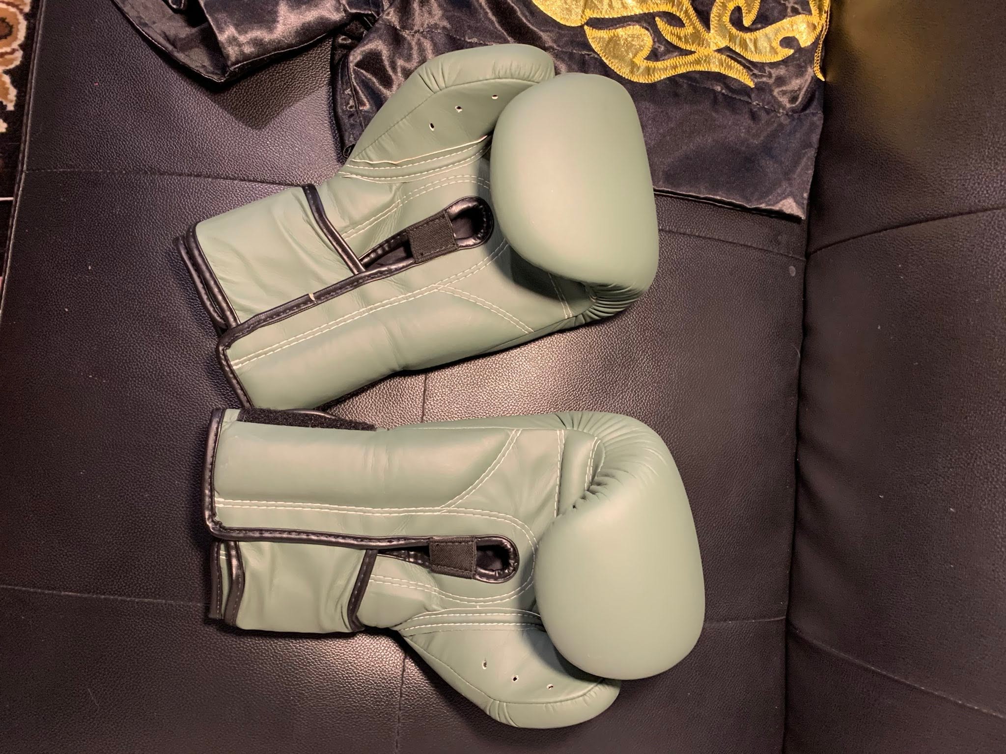 FOR SALE / DIJUAL / TUKER SHINGUARD / SEPATU BOXING