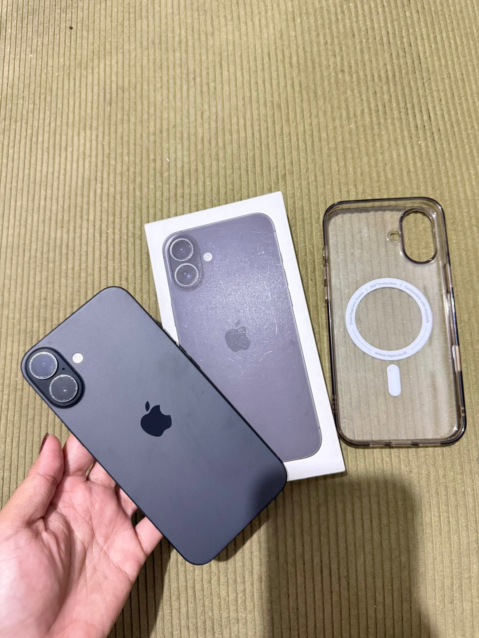 DIJUAL CEPAT iPhone 16 Plus 128GB iBox Garansi ON – Mulus, Fullset