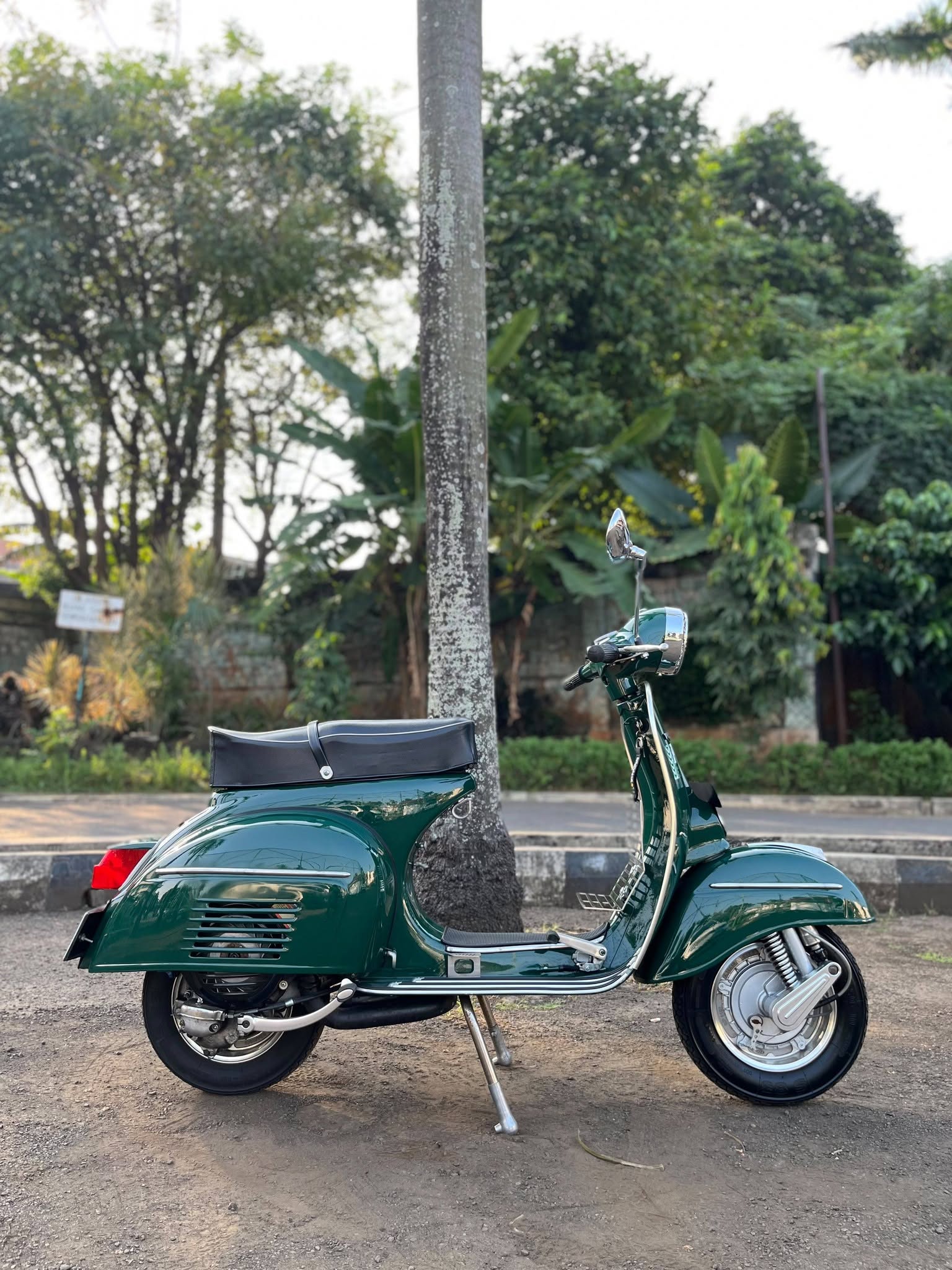 Vespa Super 1973 Upgrade Bagol Version – Full Restorasi Detail Part Premium