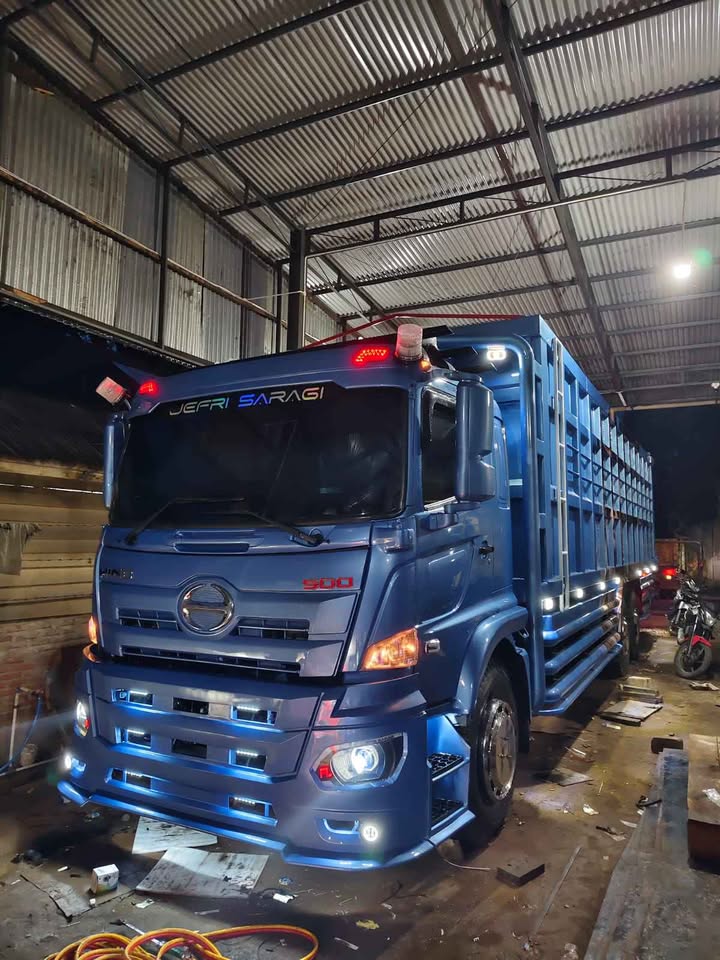 Dijual Hino Long Dump 2022 Euro 2 – Mesin Segel, Odo Rendah, Siap Kerja!
