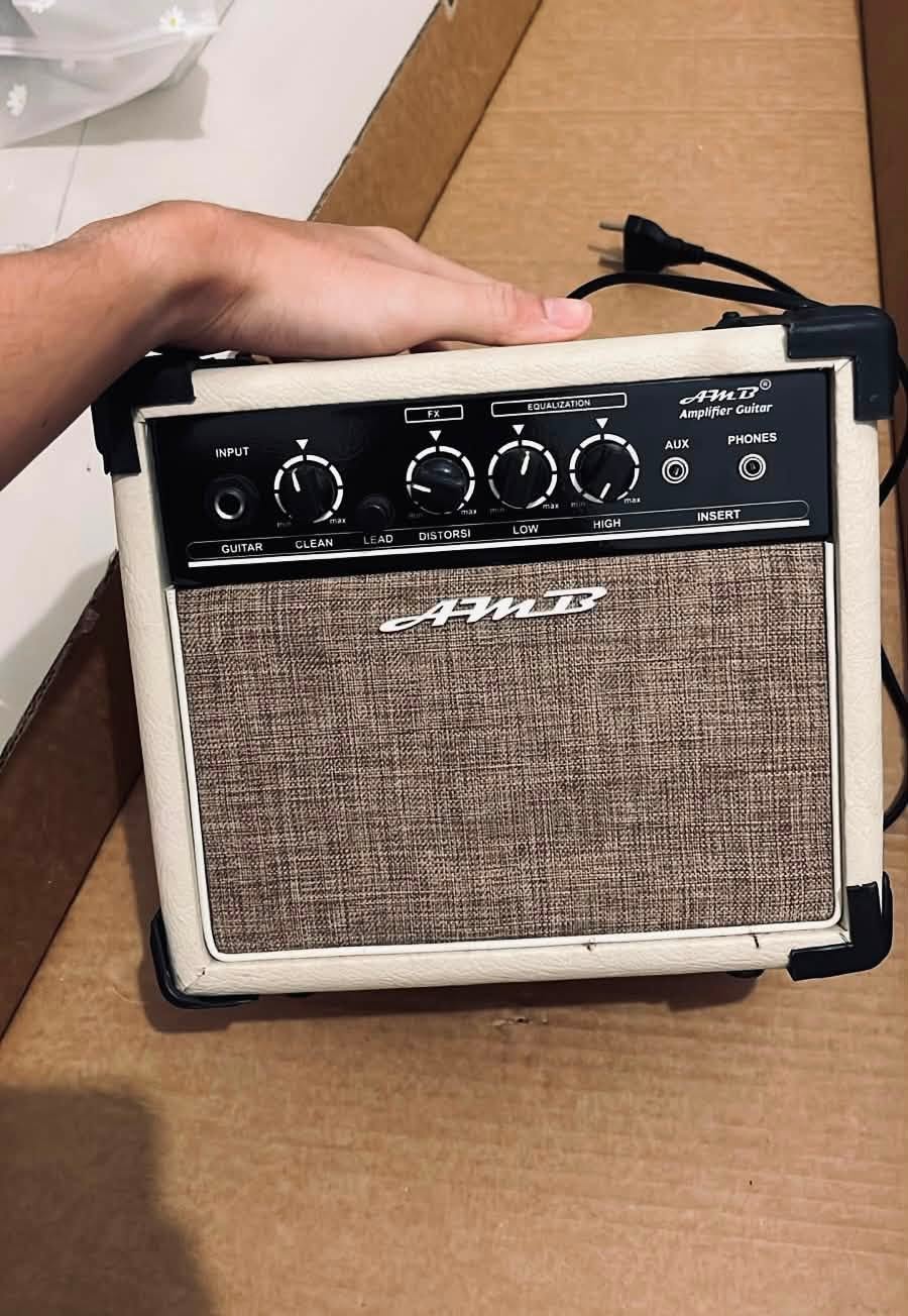 Gitar SQOE SEST250 + Ampli AMB 5 Inch – Paket Siap Main! 🎸🔥