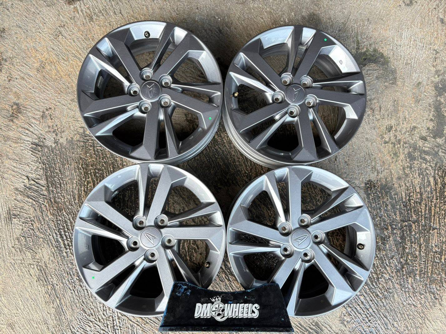 JUAL BELI VELG MOBIL SEMARANG – MODEL KEREN, HARGA BERSAHABAT! 🚗