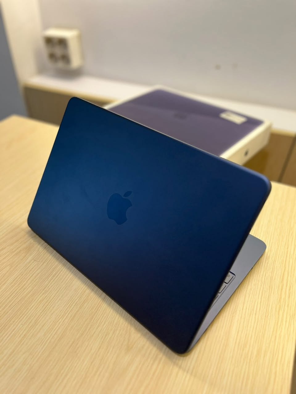 JUAL MACBOOK NEO 8/256GB INDIGO – IBOX 🔥