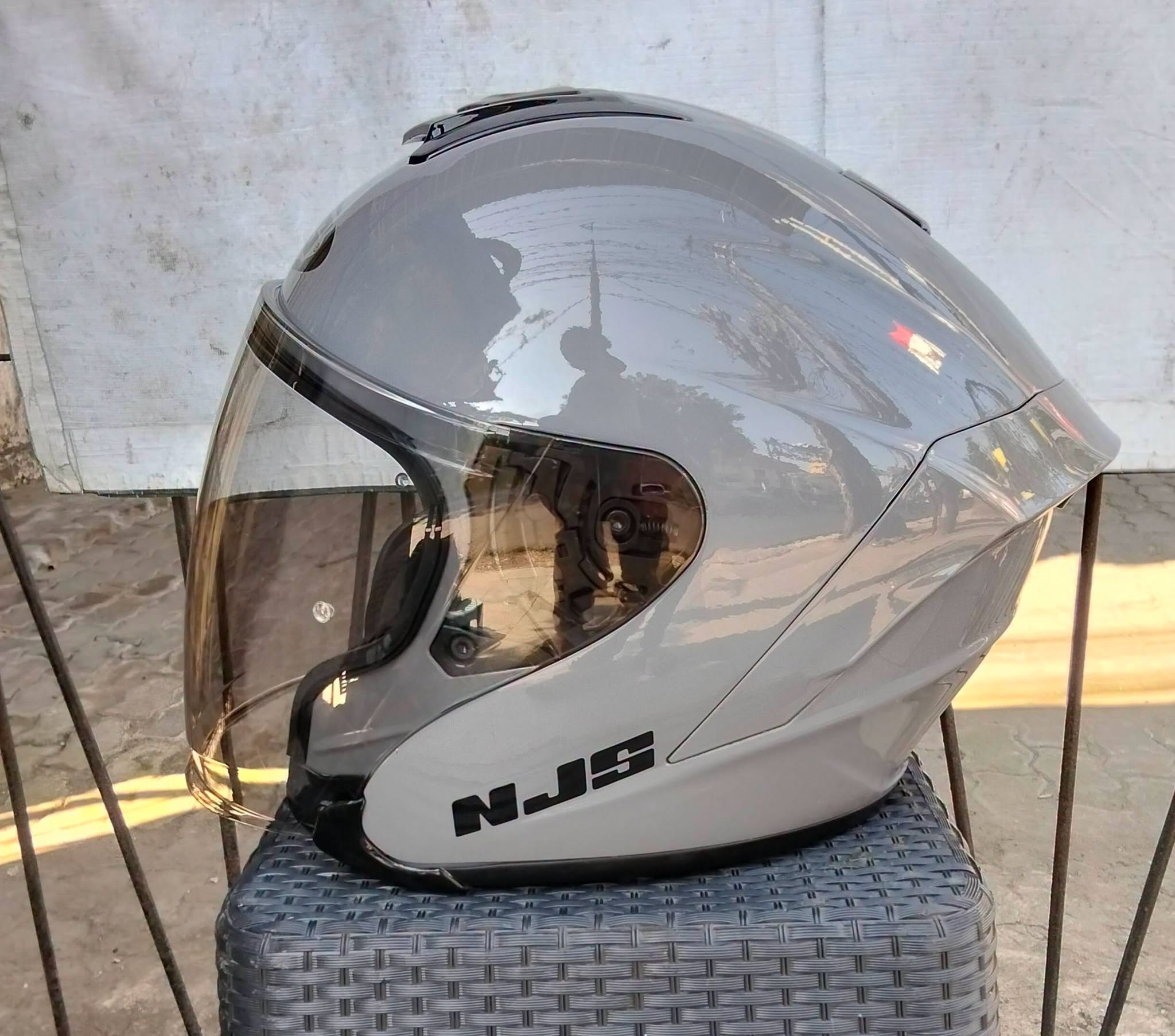 JUAL HELM ORIGINAL NJS KAIROZ – KONDISI MULUS 🔥